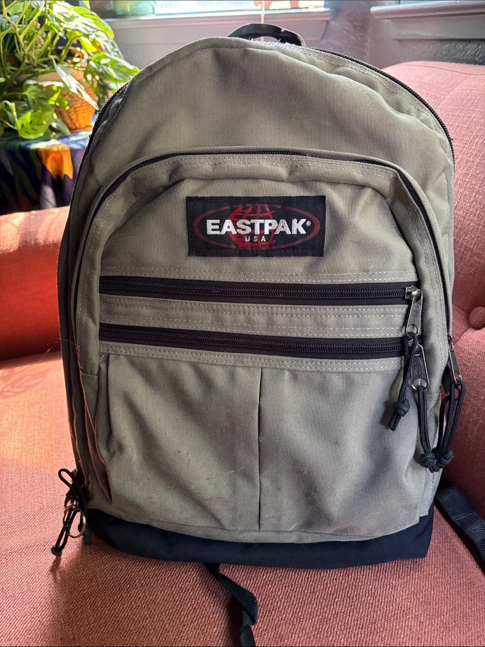 5 Pocket Vintage EastPak USA Backpack - Black and Tan